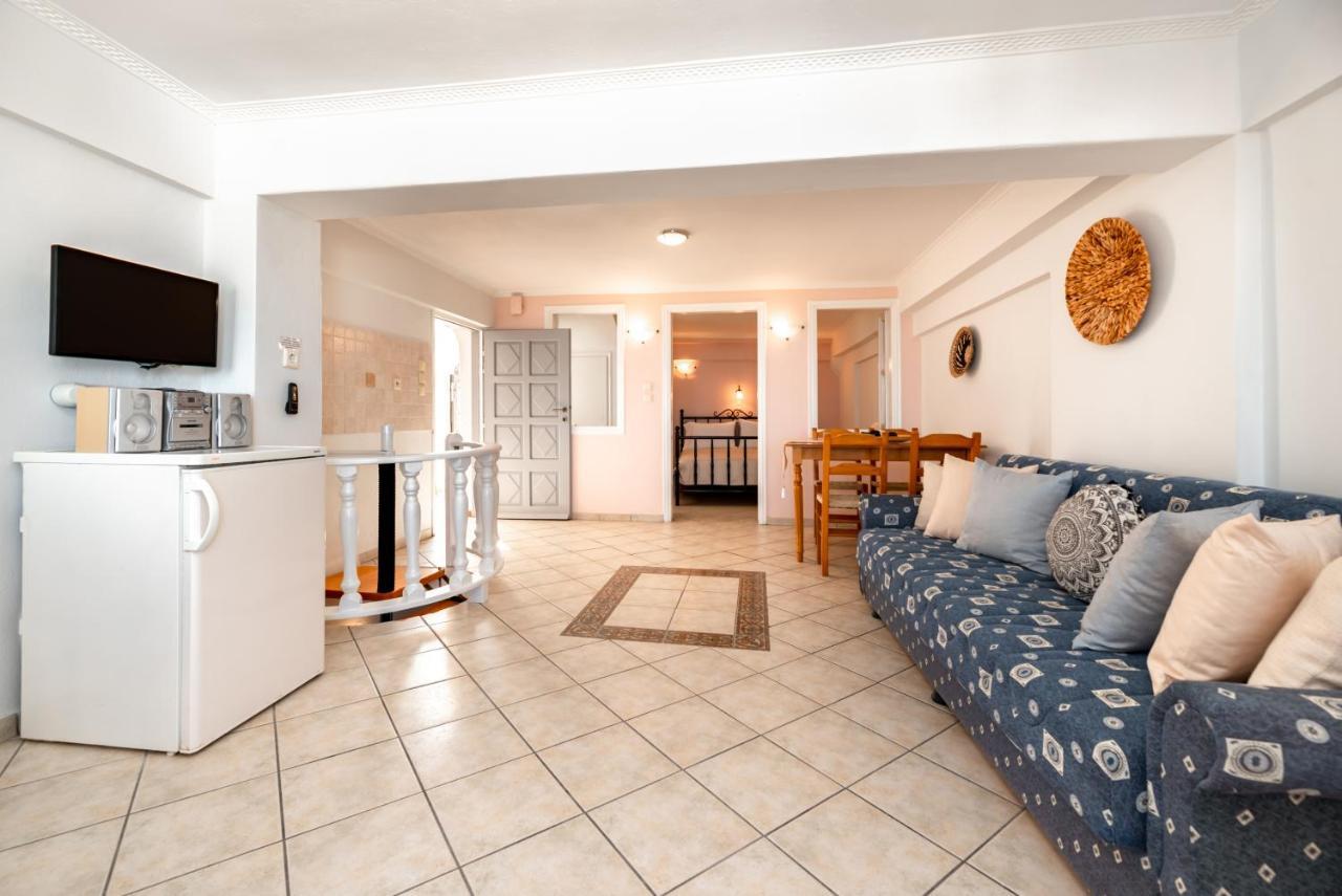 Villa By Hotel Thira Fira  Bagian luar foto