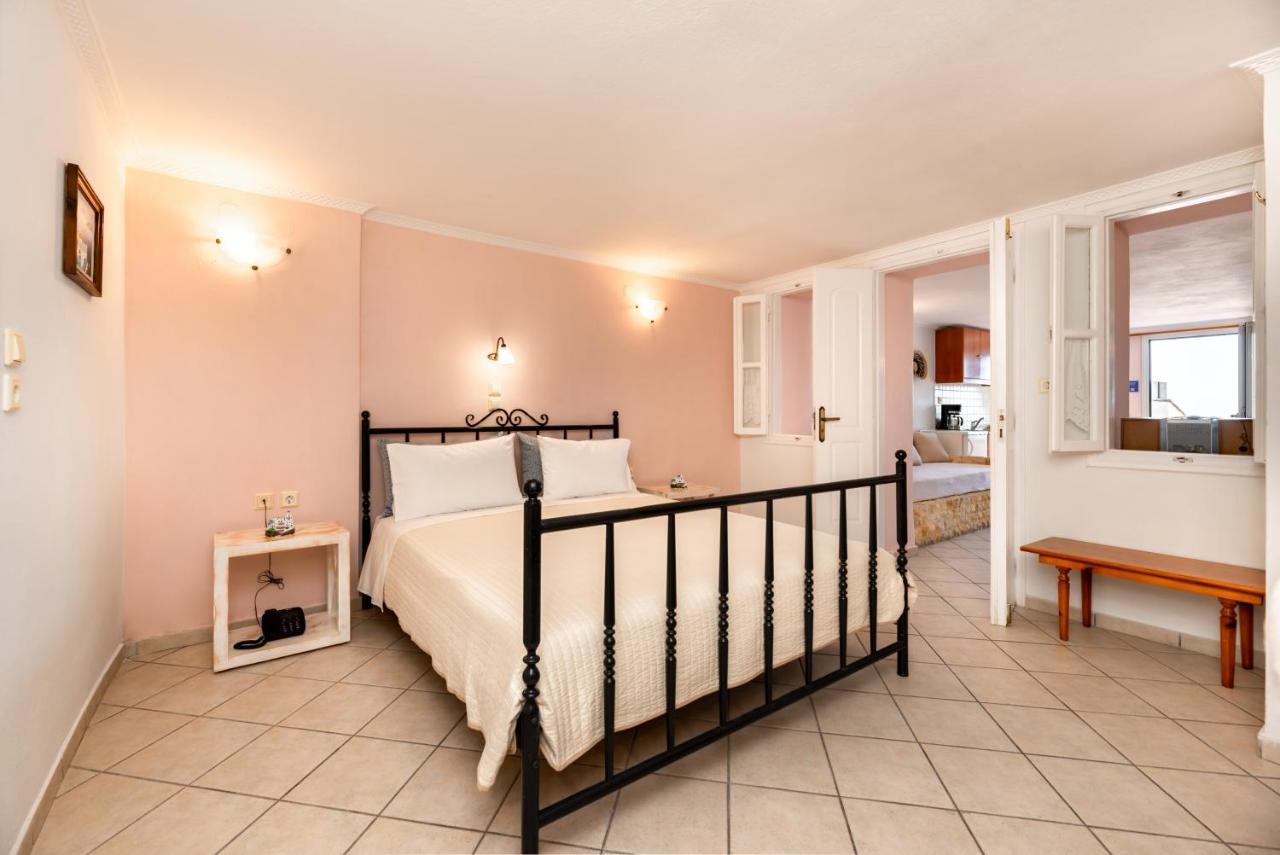 Villa By Hotel Thira Fira  Bagian luar foto