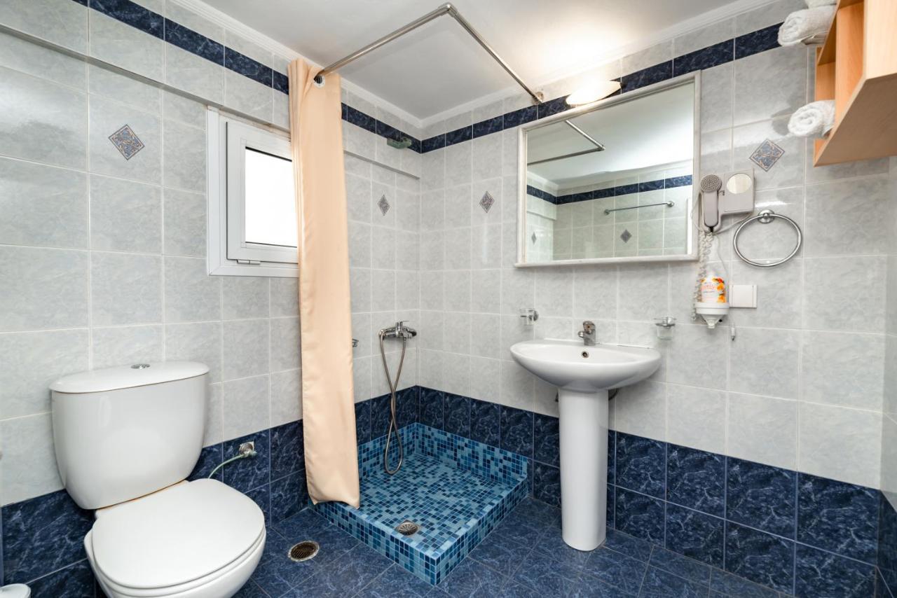 Villa By Hotel Thira Fira  Bagian luar foto