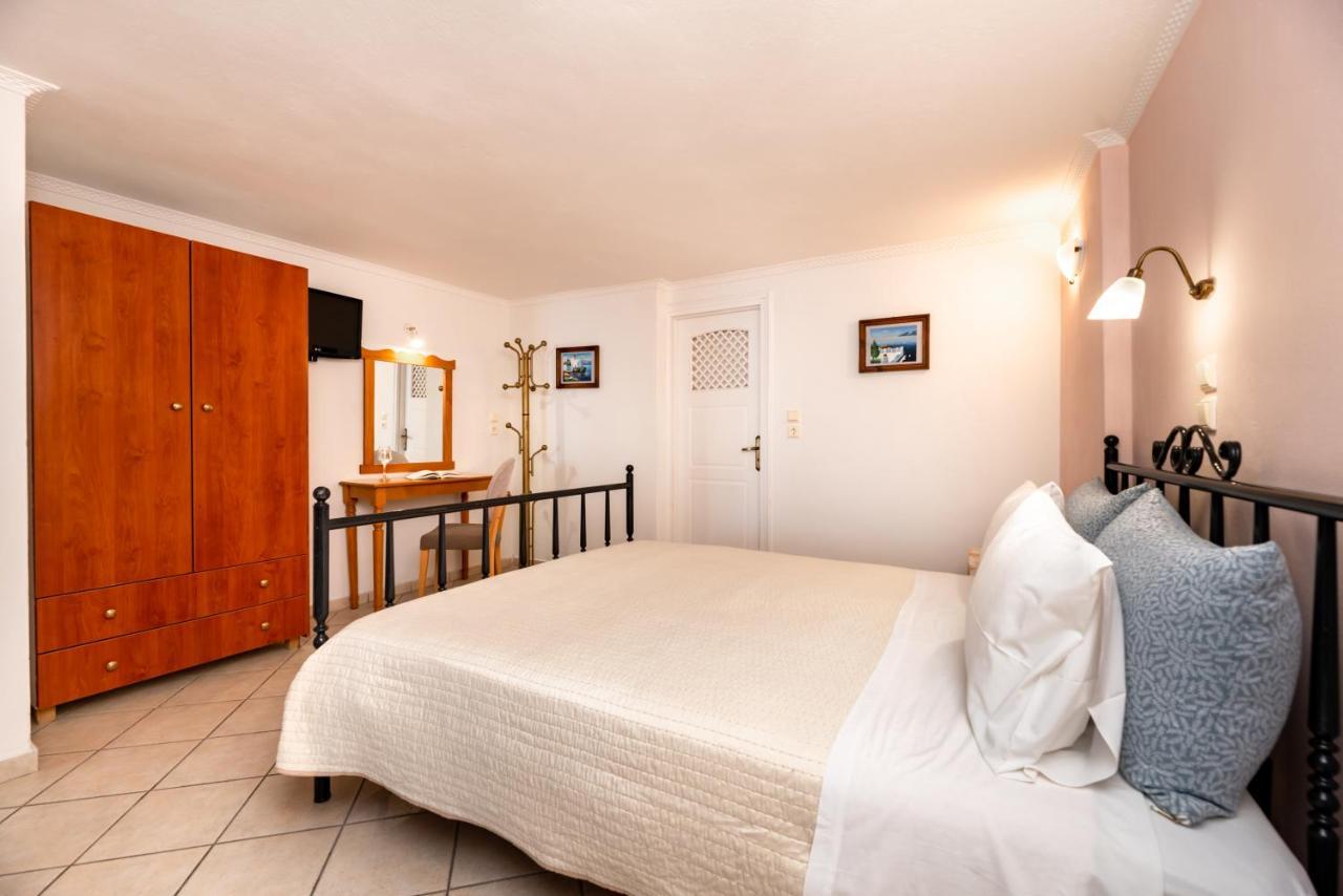 Villa By Hotel Thira Fira  Bagian luar foto