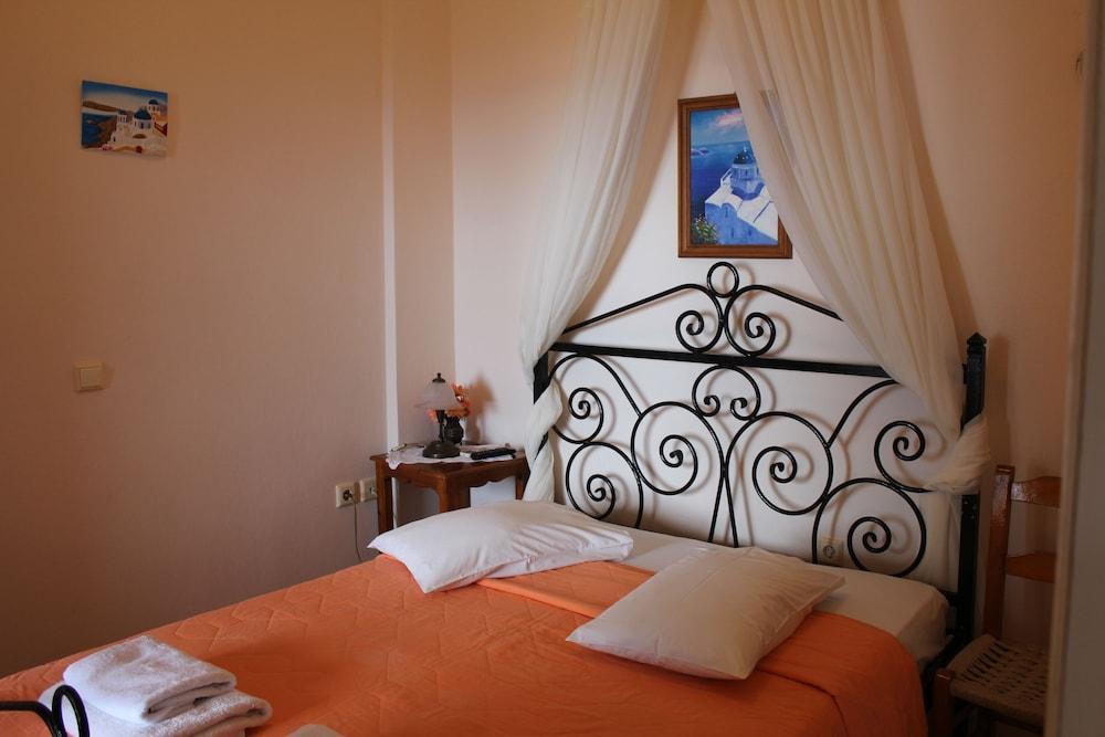 Villa By Hotel Thira Fira  Bagian luar foto