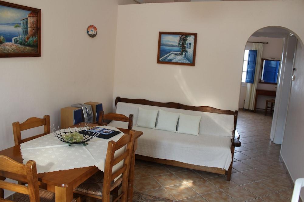 Villa By Hotel Thira Fira  Bagian luar foto